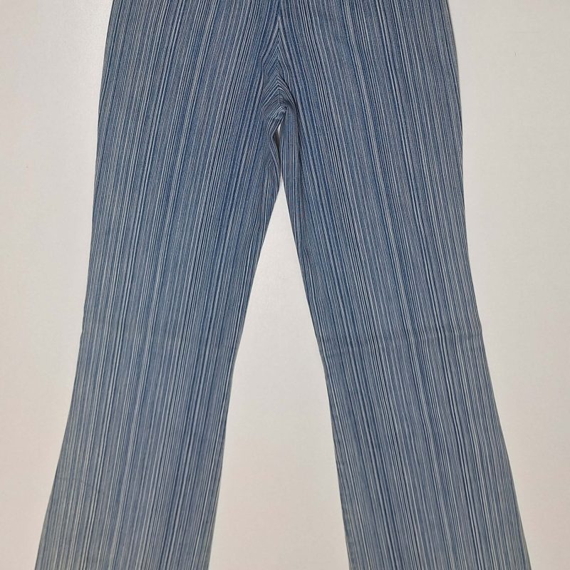 Spodnie jeansowe damskie rozszerzana nogawka firma Combine model 6079