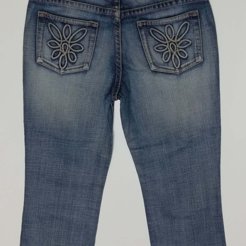 Spodenki jeansowe damskie krótkie z mankietem firma Esprit model 8753